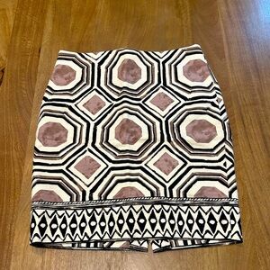 Honeycomb pattern pencil skirt